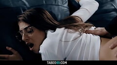 Teen slut Gia Derza gets analized hard by a perv priest Thumb