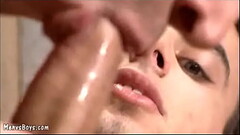 having fun with a handsome twink Thumb